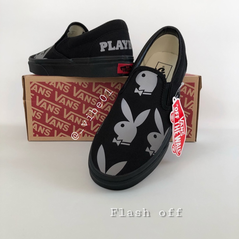 Reflective vans - Picture 2 of 2